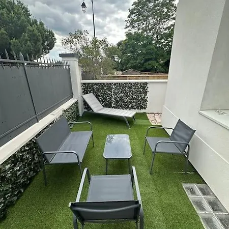 Luxueuse Villa Neuve Avec Jardin Colombes  Exterior photo