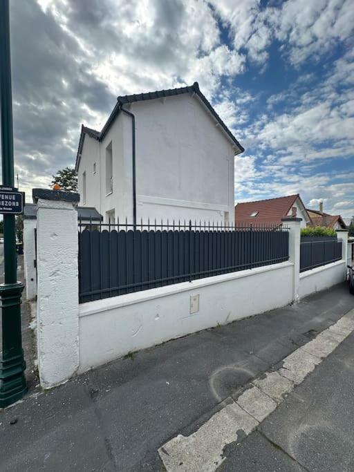 Luxueuse Neuve Avec Jardin Villa