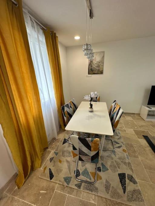 Villa Luxueuse Neuve Avec Jardin
