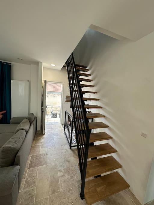 Luxueuse Neuve Avec Jardin